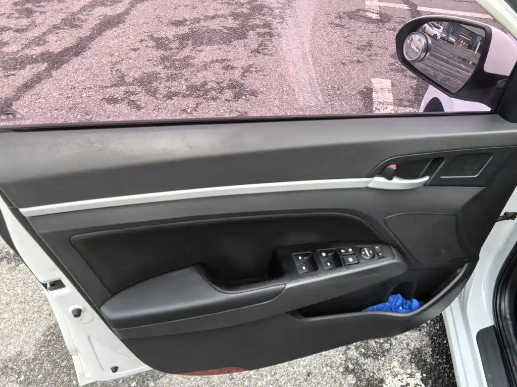 Lingdong 2016 1.6L automatic smart · elite type купить на сайте DeffCars