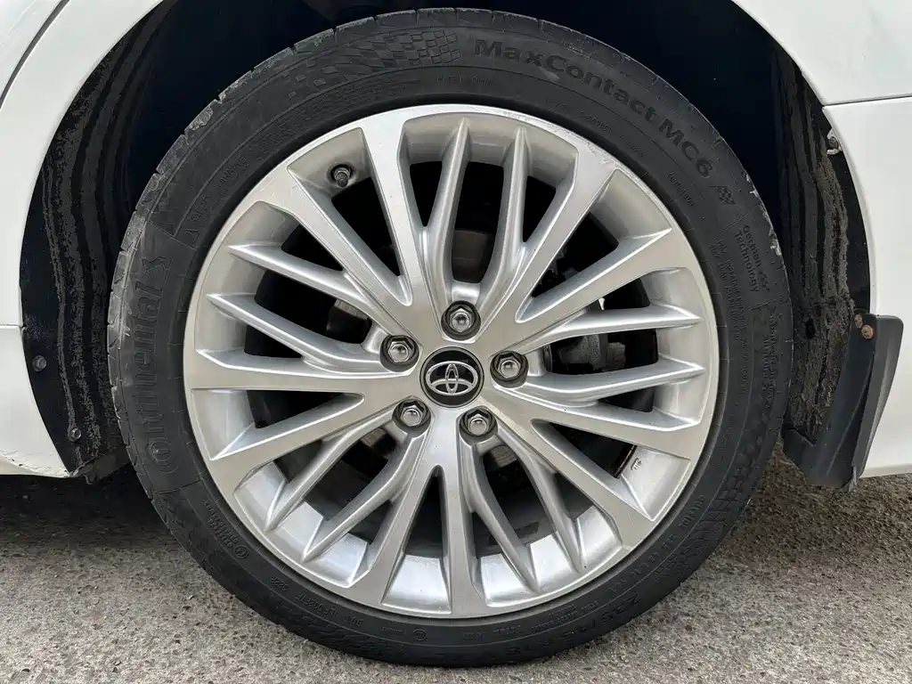 Camry 2019 2.5G Deluxe Edition National VI купить на сайте DeffCars