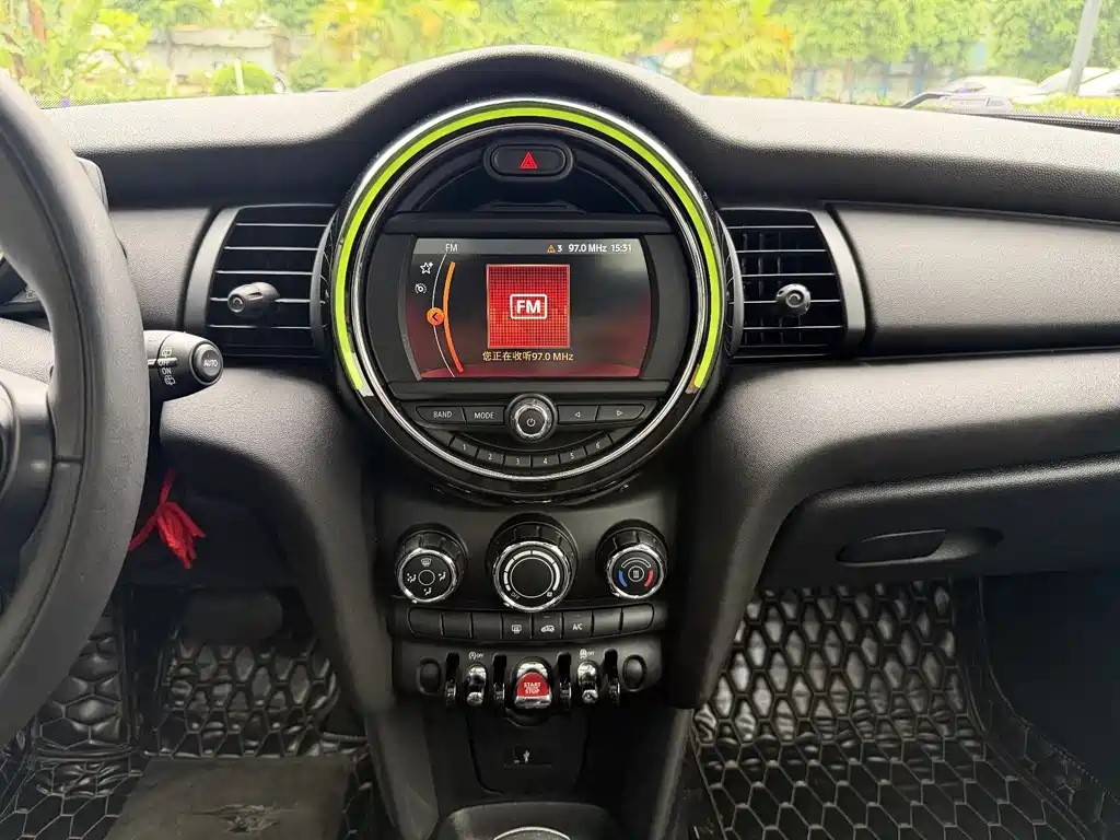MINI 2019 1.5T ONE PLUS купить на сайте DeffCars