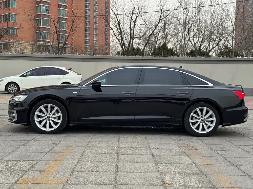 Audi A6L 2024 45 TFSI Premium Dynamic Model купить на сайте DeffCars