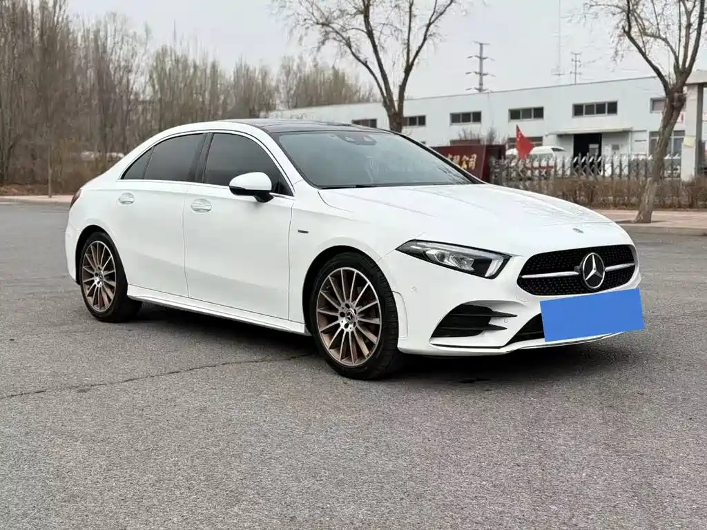 Mercedes-Benz A-Class 2019 A 200 L sports sedan first special edition купить на сайте DeffCars
