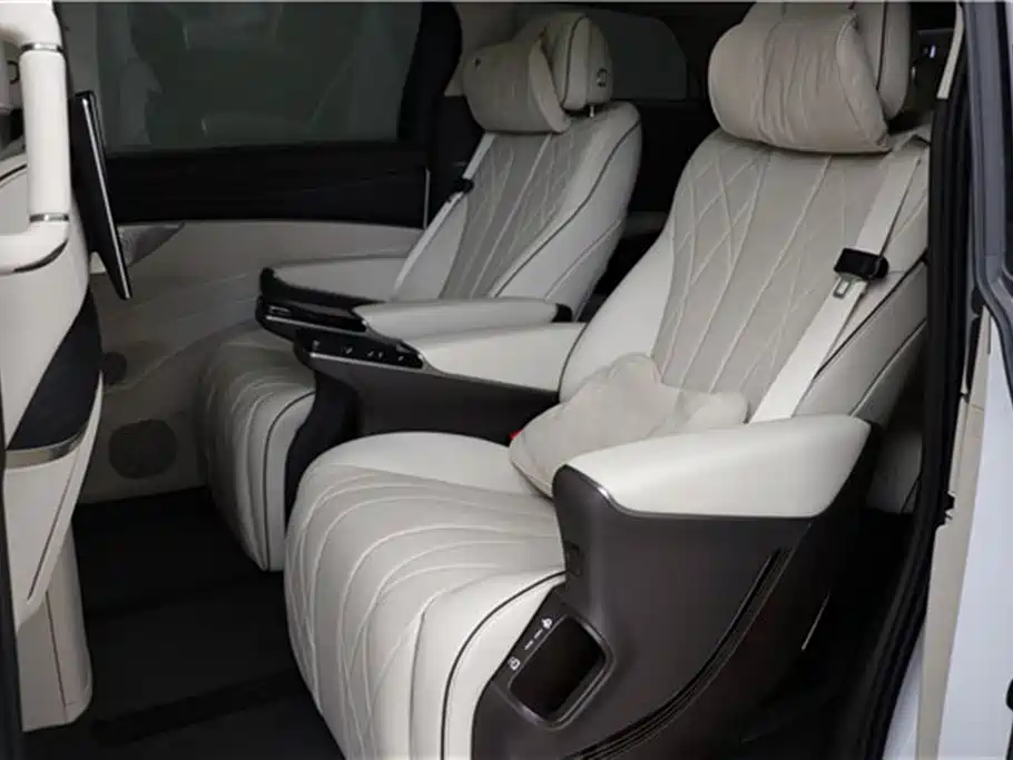 Denza D9 2024 DM-i 980 four-wheel drive flagship model купить на сайте DeffCars