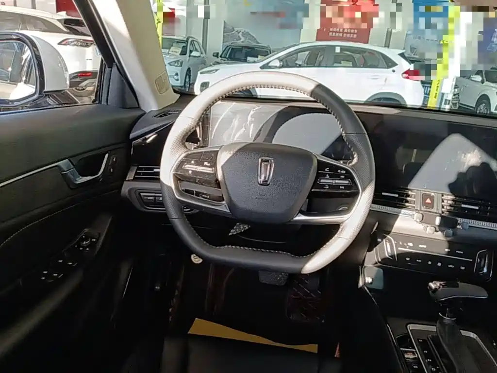Pentium B70 2022 third generation 1.5T automatic enjoyment model купить на сайте DeffCars
