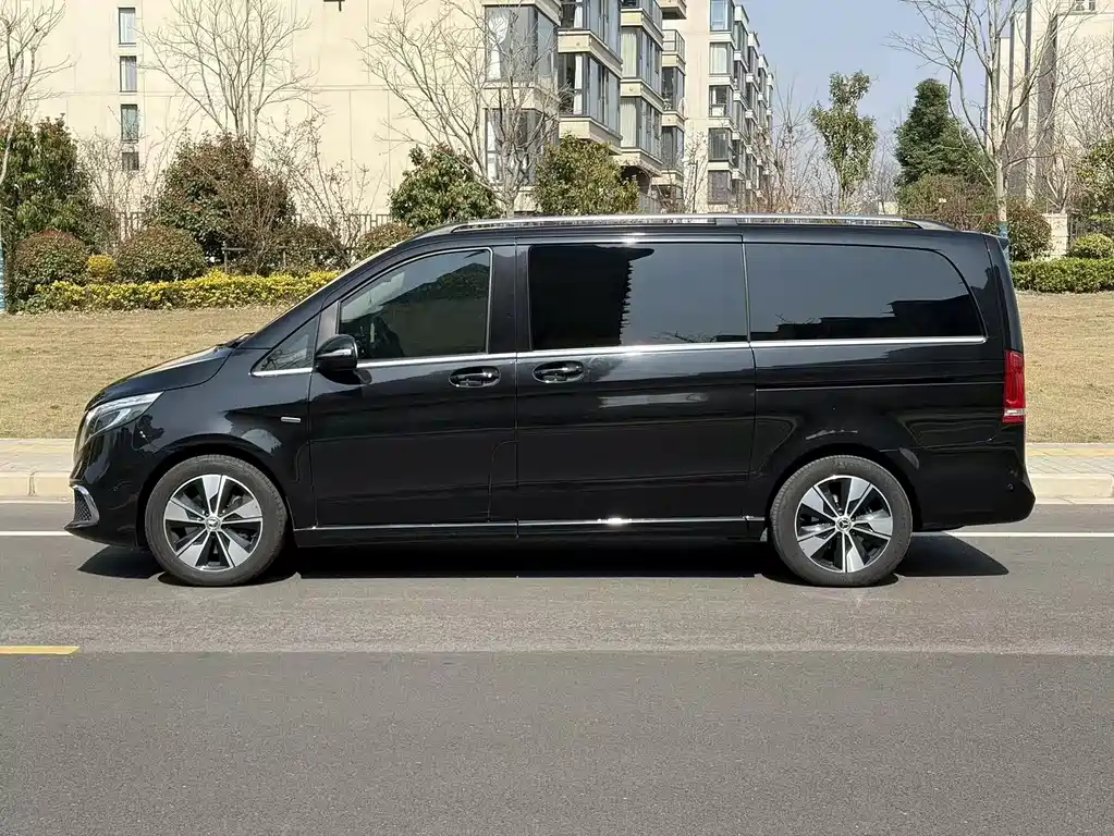 Mercedes-Benz V-Class 2020 V 260 Premium Edition купить на сайте DeffCars