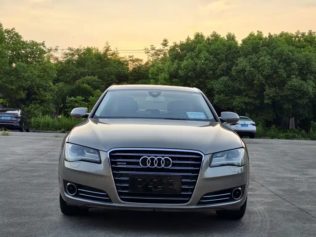 Audi A8 2011 A8L 3.0 TFSI quattro comfort type 245kW купить на сайте DeffCars