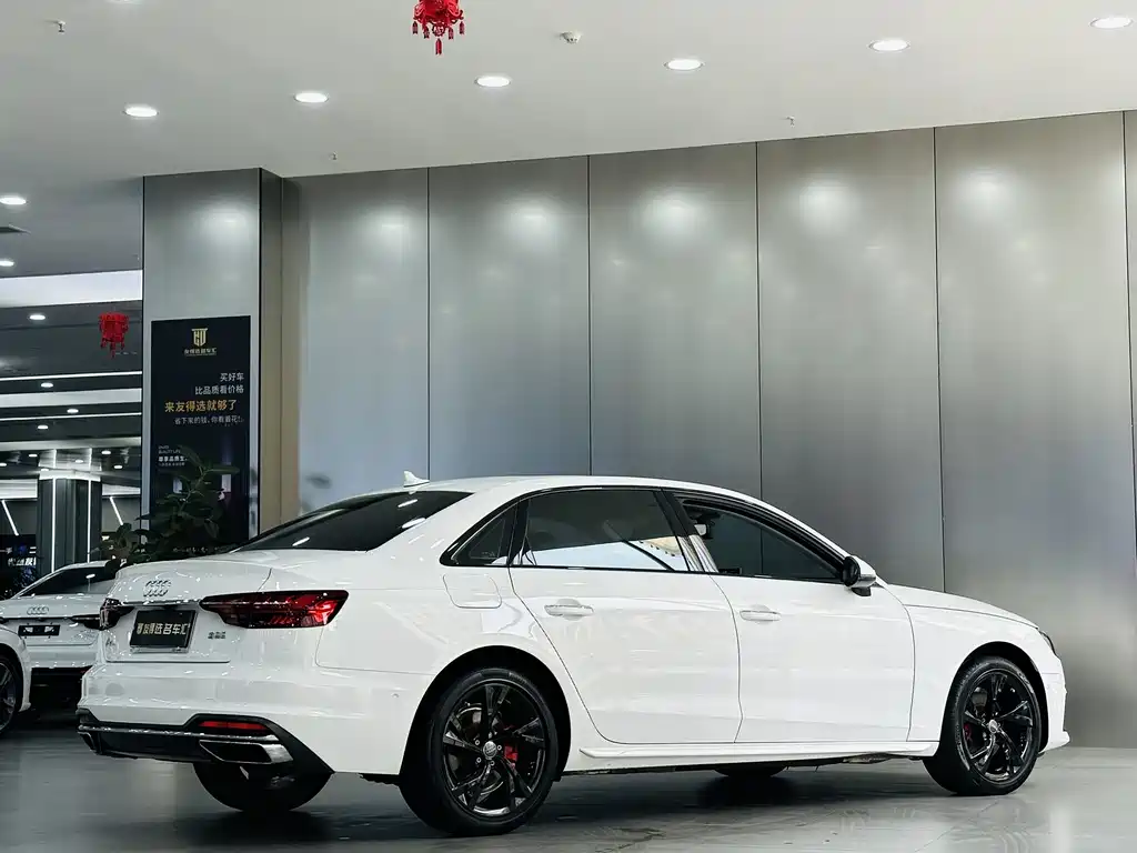 Audi A4L 2020 40 TFSI luxury and elegant model купить на сайте DeffCars