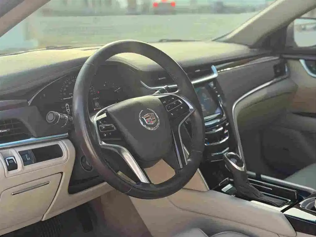 Cadillac XTS 2014 28T Comfort Model купить на сайте DeffCars