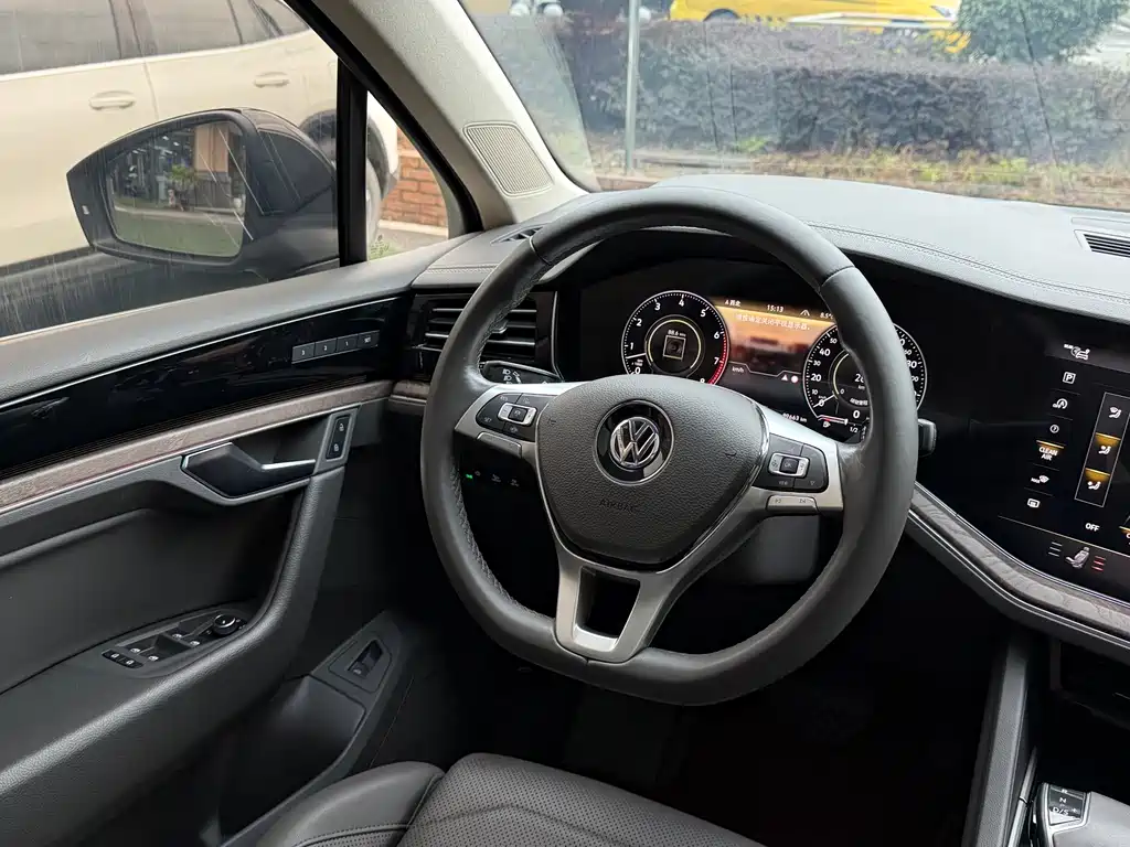 Touareg 2019 3.0TSI Ruifeng Edition National VI купить на сайте DeffCars