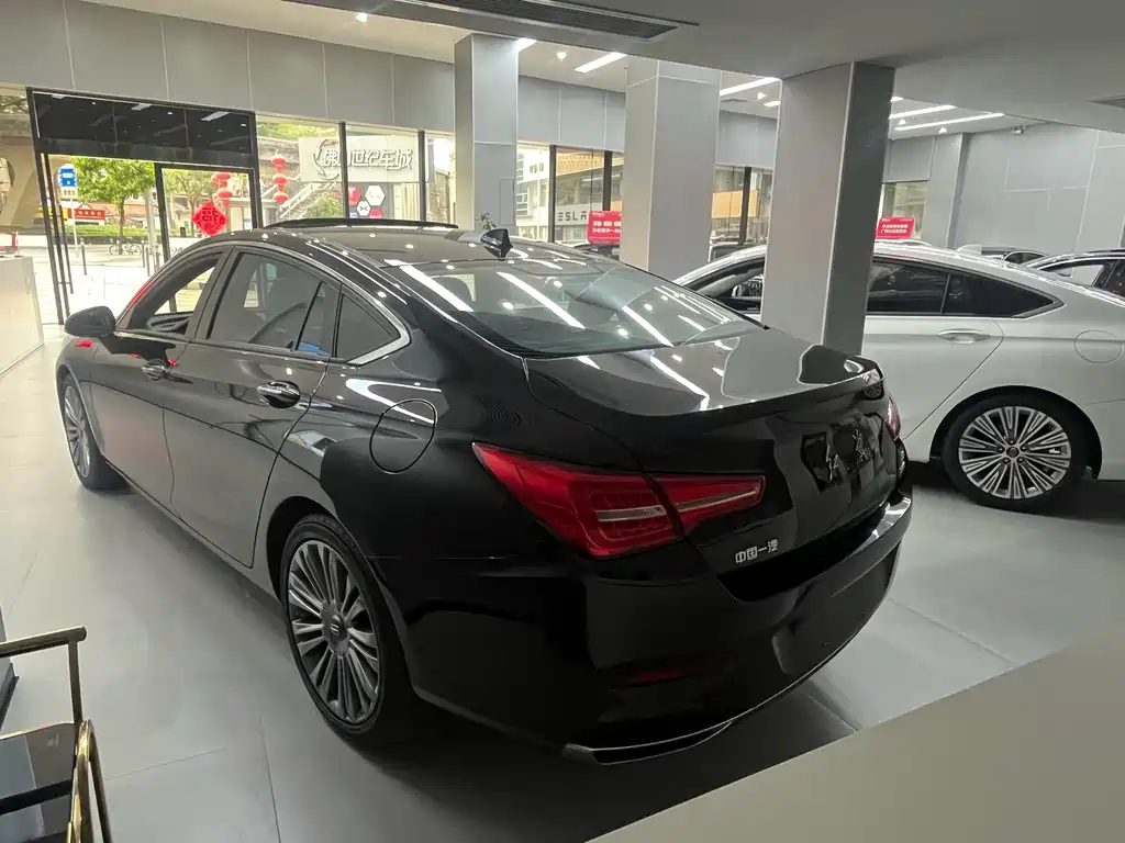 Hongqi H5 2019 30TD Smart Edition купить на сайте DeffCars