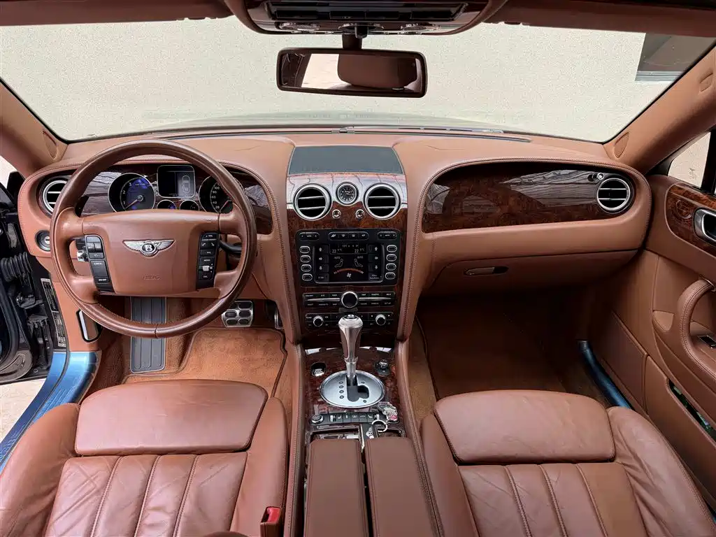 Flying Spur 2005 6.0T Standard Model купить на сайте DeffCars