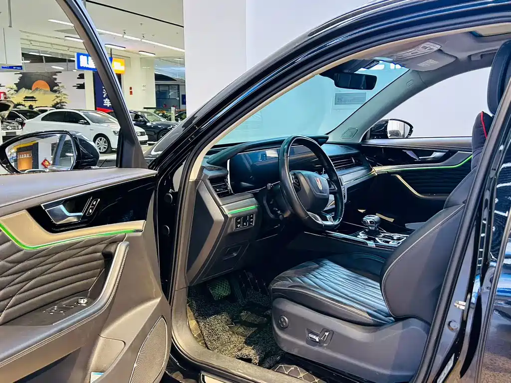 Hongqi HS5 2022 facelift 2.0T Zhilian Qixiang four-wheel drive version купить на сайте DeffCars