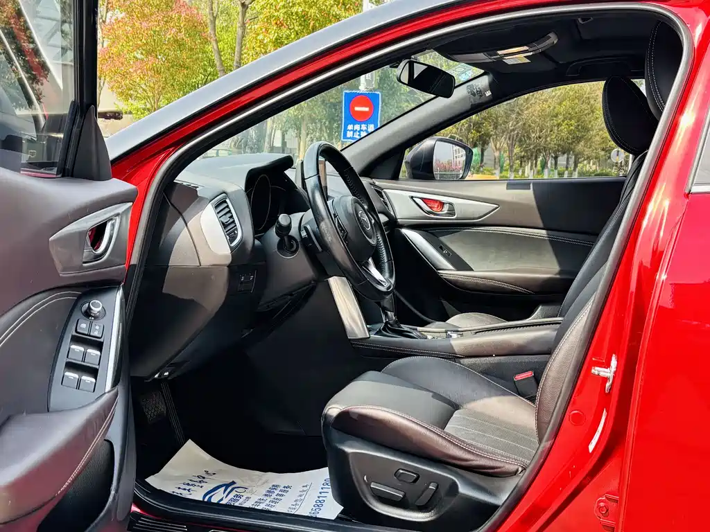 Mazda CX-4 2018 2.5L automatic four-wheel drive Blue Sky Passion Edition National V купить на сайте DeffCars