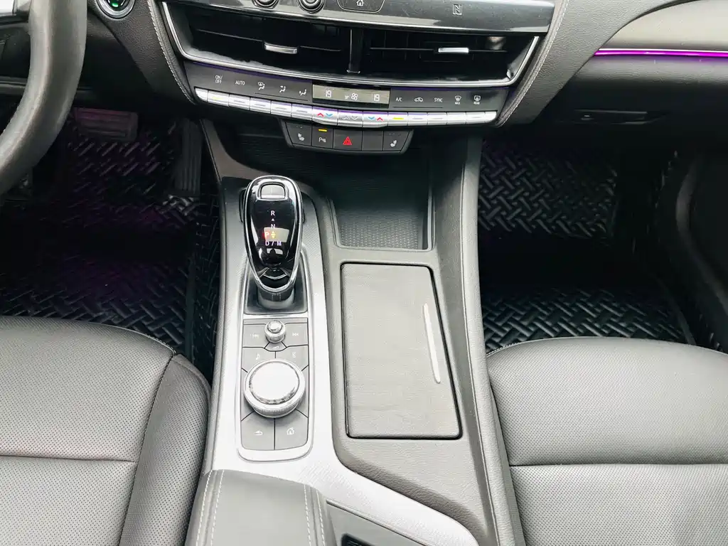 Cadillac CT5 2021 28T luxury model купить на сайте DeffCars