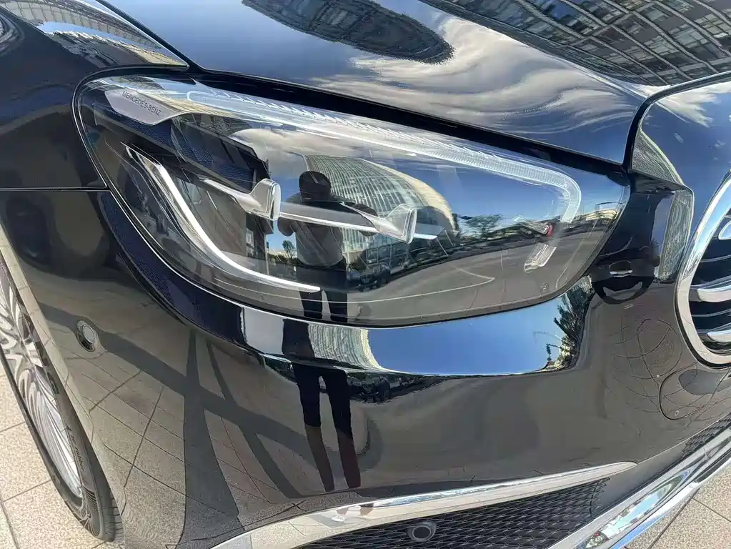 Mercedes-Benz E-Class 2023 E 300 L Luxury Model купить на сайте DeffCars