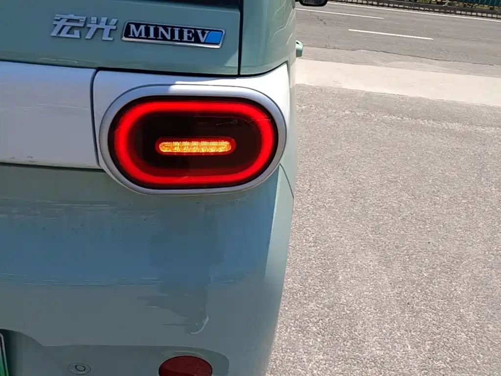 Hongguang MINIEV 2024 third generation 215km youth version купить на сайте DeffCars