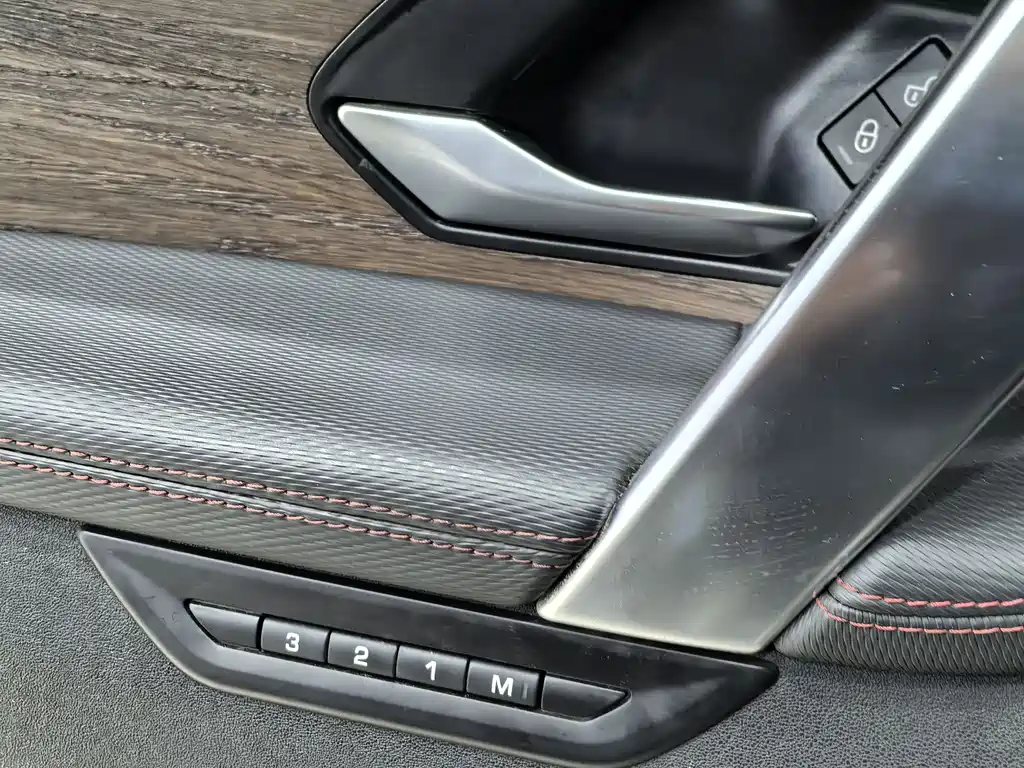 Discovery Sport 2020 249PS R-Dynamic Performance Technology Edition 7-seater купить на сайте DeffCars