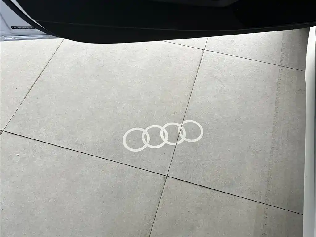 Audi A3 2024 A3L Limousine 35 TFSI Fashionable and Sporty купить на сайте DeffCars