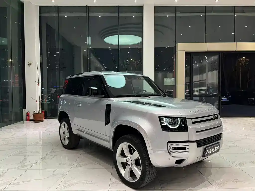 Land Rover Defender 2022 90 3.0T P400 XS купить на сайте DeffCars