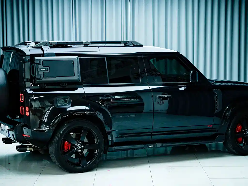 Land Rover Defender 2023 facelift 110 5.0T V8 купить на сайте DeffCars