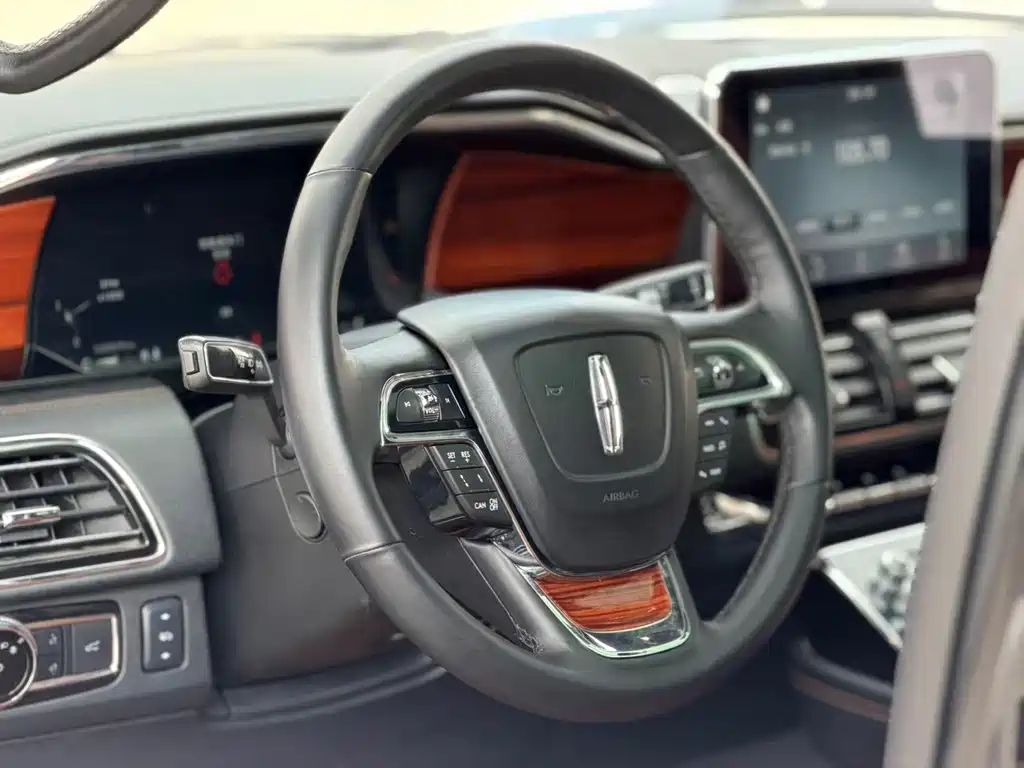 Navigator 2018 3.5T Honor Edition National V купить на сайте DeffCars
