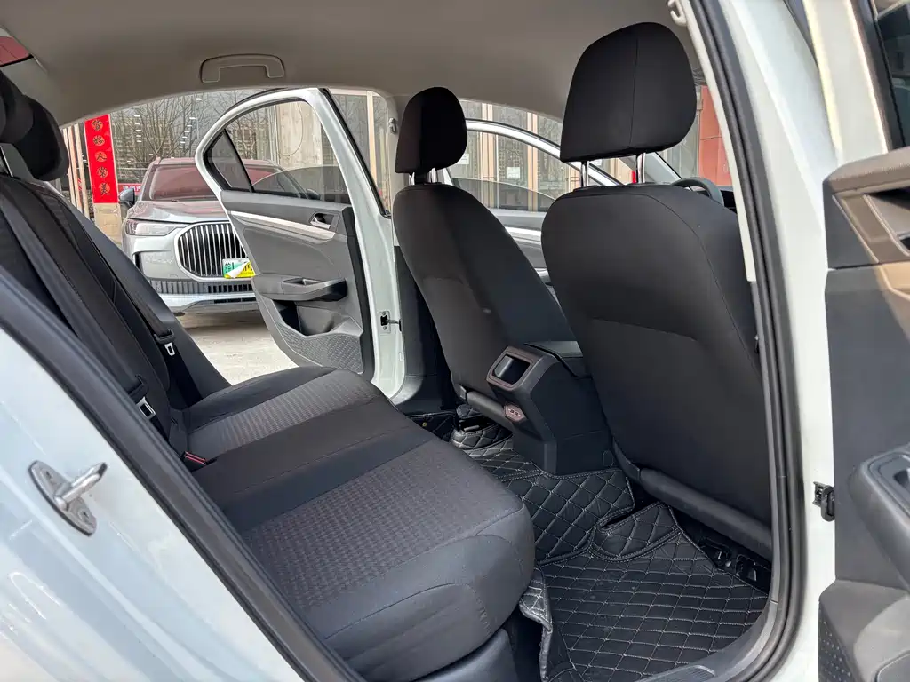 Bora 2021 1.5L Automatic Fashion Smart Connected Edition купить на сайте DeffCars