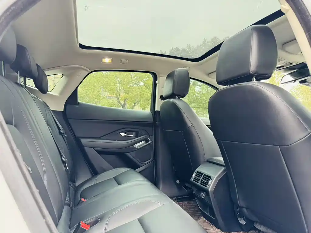 Jaguar E-PACE 2018 P200 National V купить на сайте DeffCars