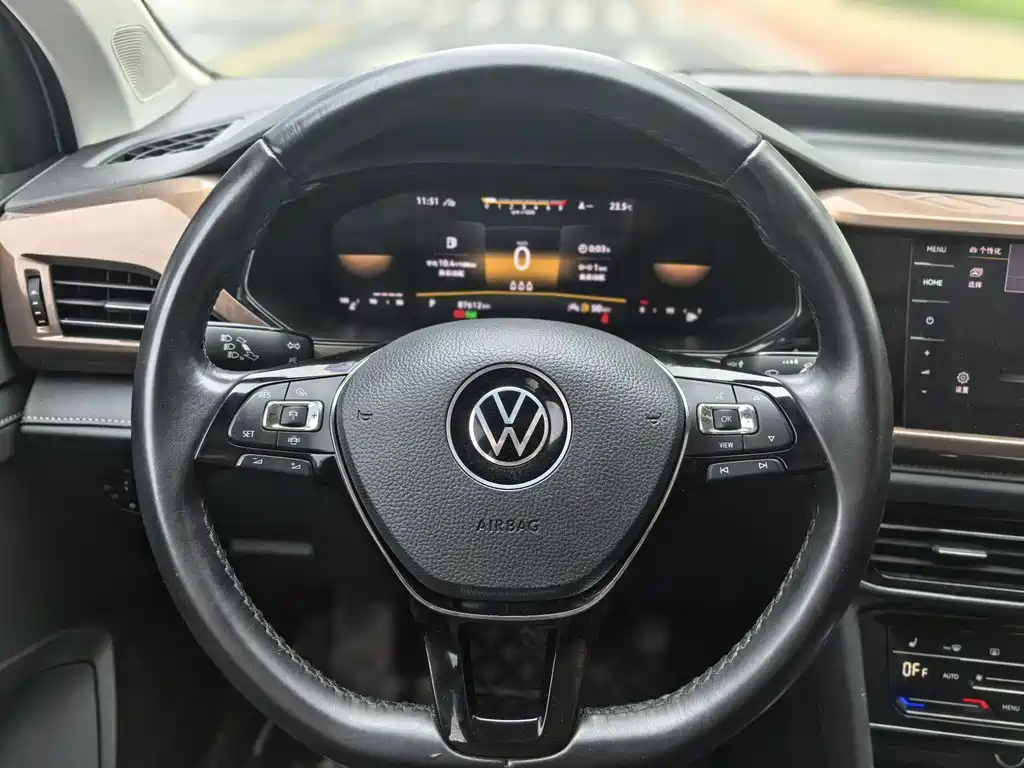 Tuyue 2022 280TSI two-wheel drive luxury version купить на сайте DeffCars