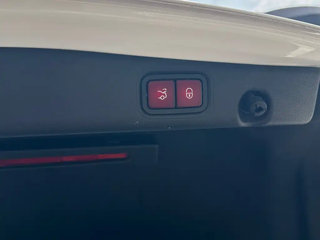 Mercedes-Benz E-Class 2018 facelift E 200 L sporty купить на сайте DeffCars