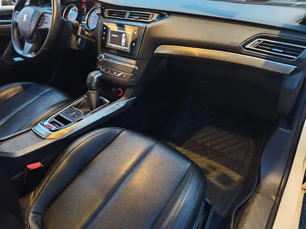 Peugeot 408 2018 1.8L automatic luxury version купить на сайте DeffCars