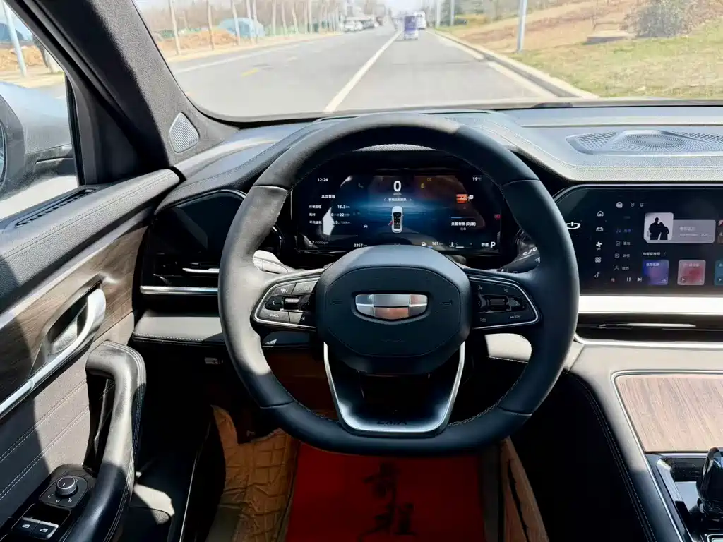 Xingyue L 2025 Dongfang Yao 2.0TD automatic star-catching version купить на сайте DeffCars