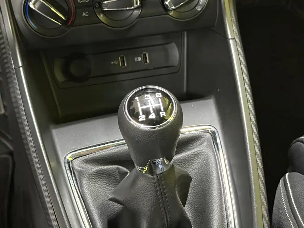 MG ZS 2018 1.5L Manual Deluxe Edition National V купить на сайте DeffCars