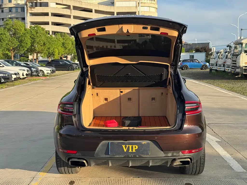 Macan 2014 Macan 2.0T купить на сайте DeffCars