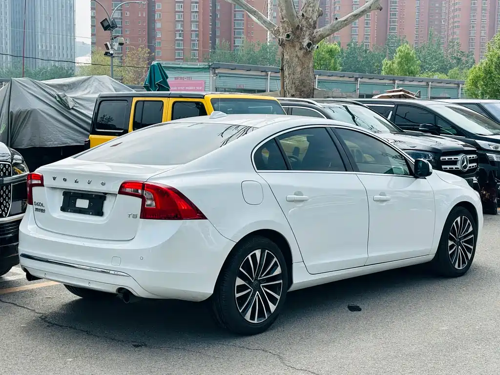 Volvo S60 2018 S60L T5 Zhiyu Enterprising Edition купить на сайте DeffCars
