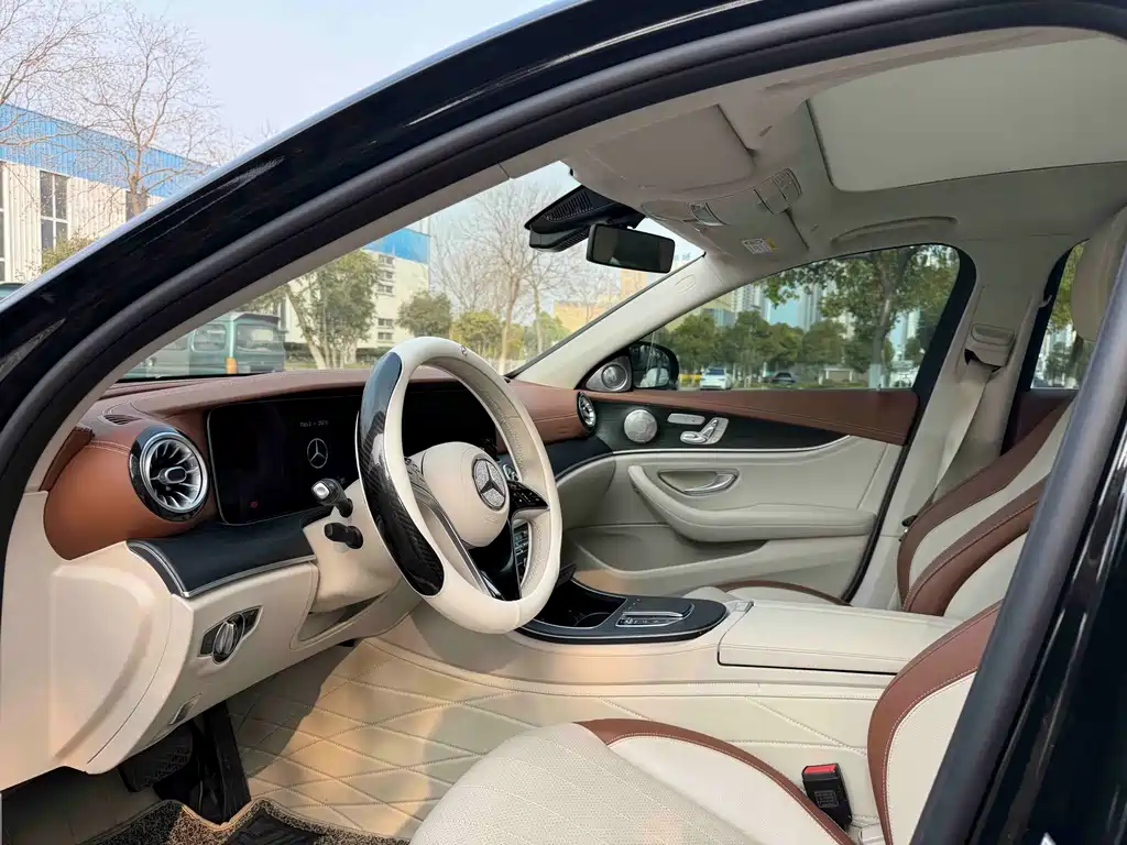 Mercedes-Benz E-Class 2023 E 300 L Fashion купить на сайте DeffCars