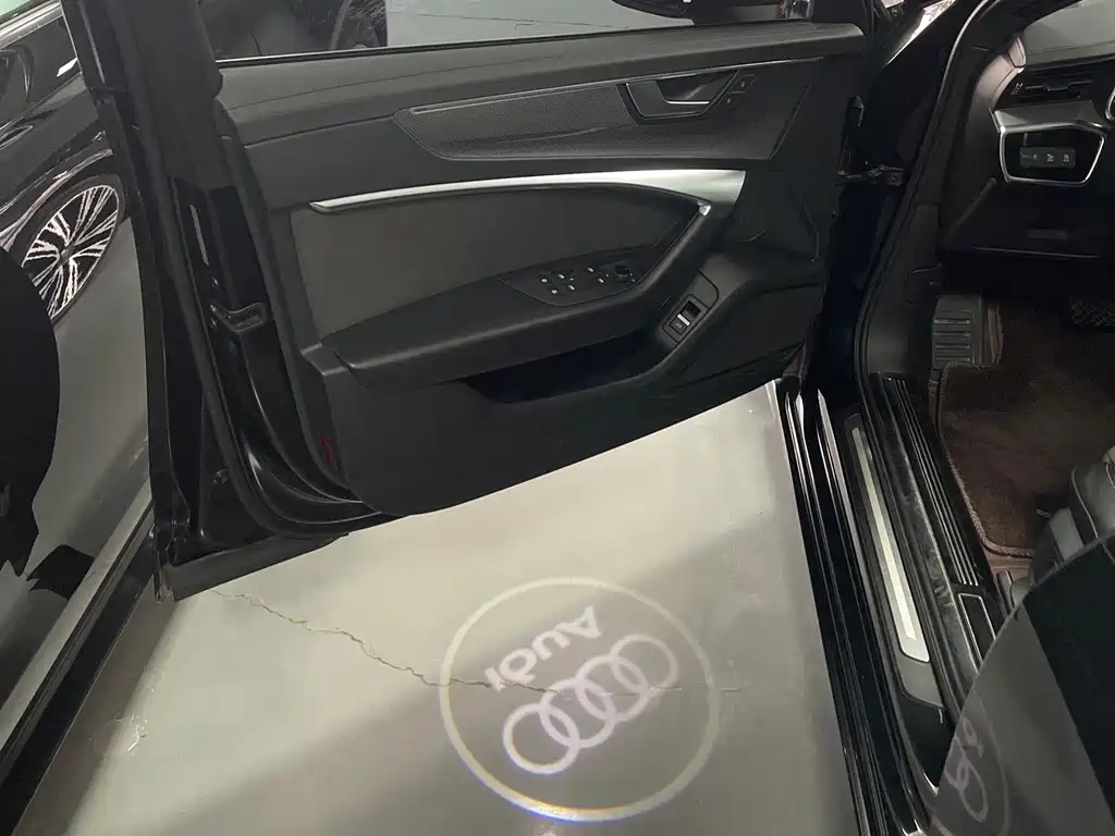 Audi A6L 2019 45 TFSI quattro premium dynamic model купить на сайте DeffCars