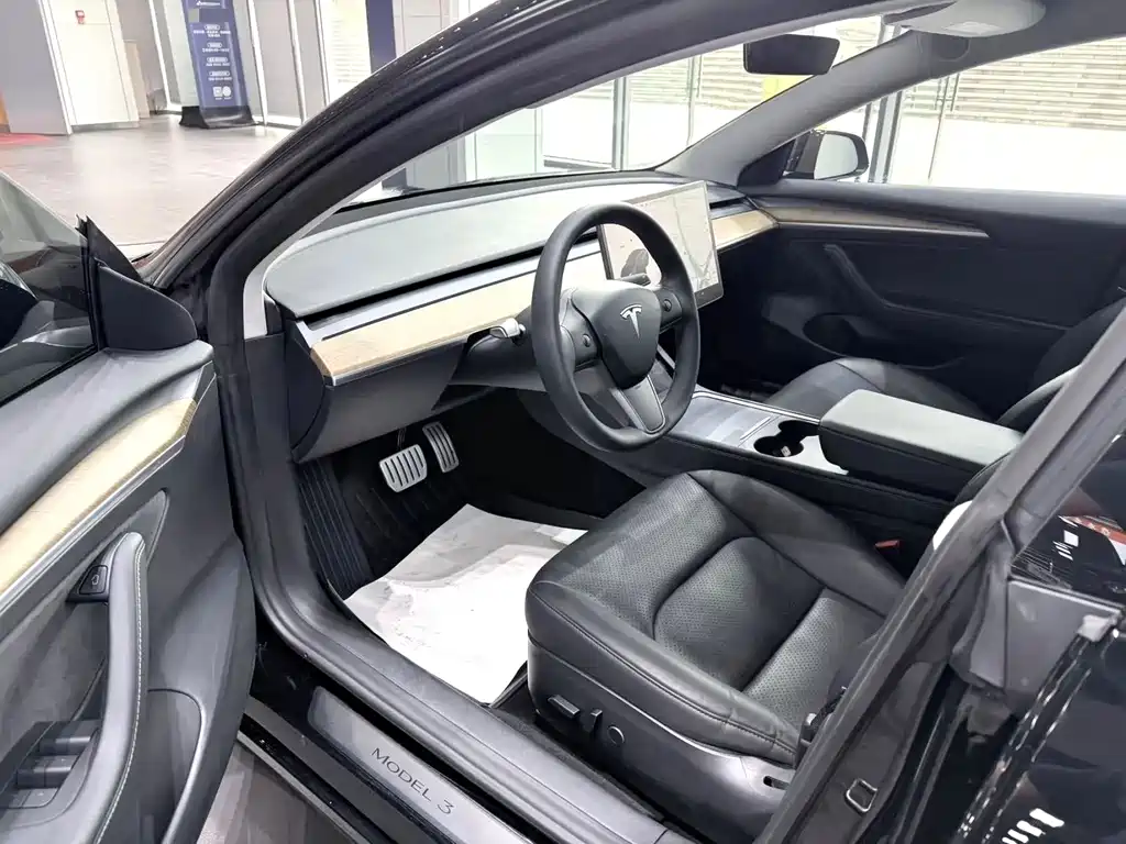 Model 3 2021 Performance high-performance all-wheel drive version купить на сайте DeffCars