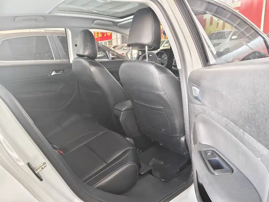 Peugeot 308S 2015 1.2T automatic Jinchi version купить на сайте DeffCars