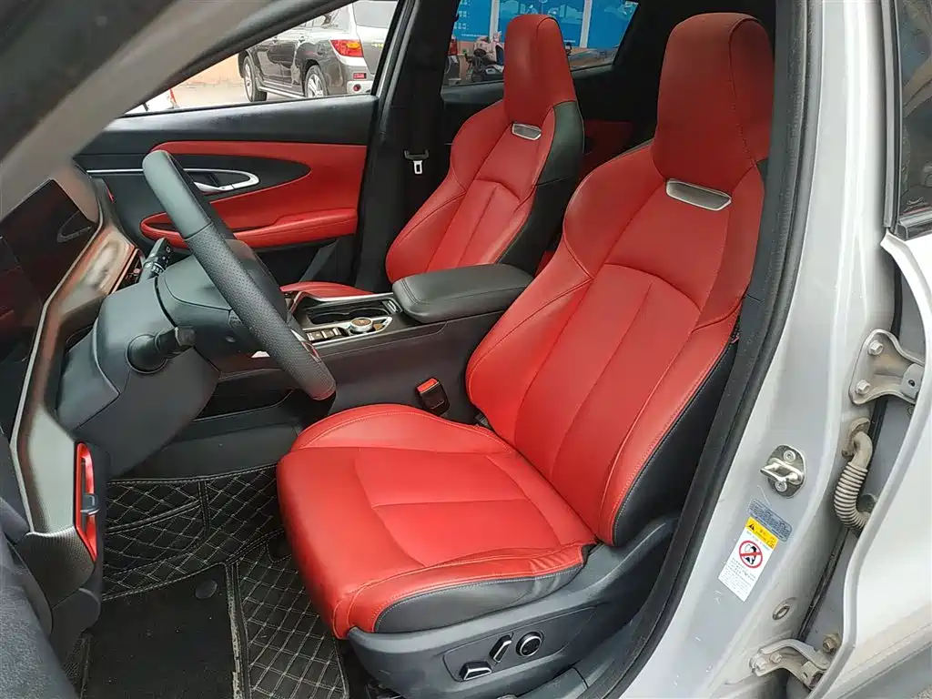 Changan UNI-T 2020 1.5T flagship model купить на сайте DeffCars