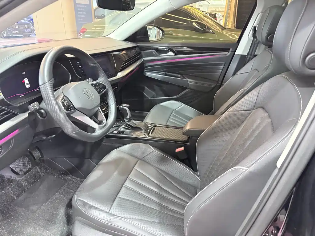 Passat 2022 330TSI Starry Sky Deluxe Edition купить на сайте DeffCars