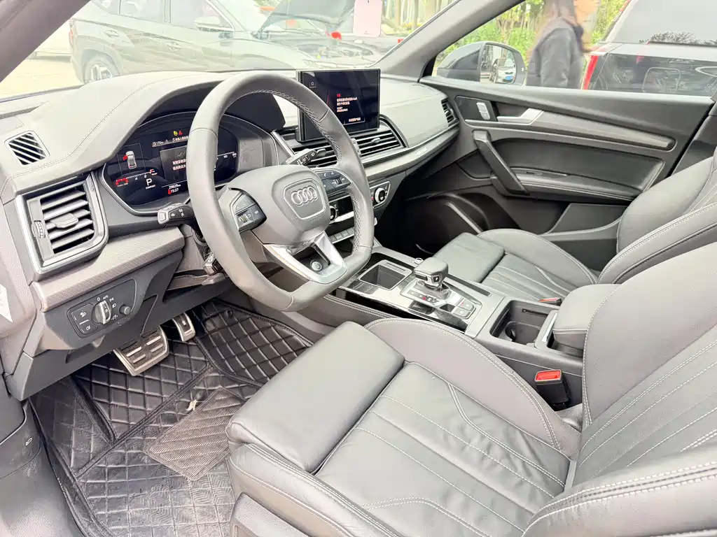 Audi Q5L 2023 40T luxury and dynamic model купить на сайте DeffCars