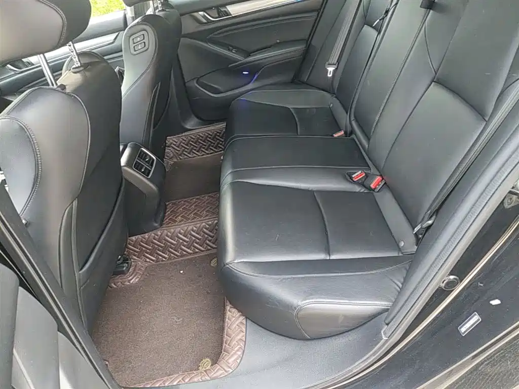 Accord 2018 Sharp Hybrid 2.0L Sharp Collar Edition National VI купить на сайте DeffCars