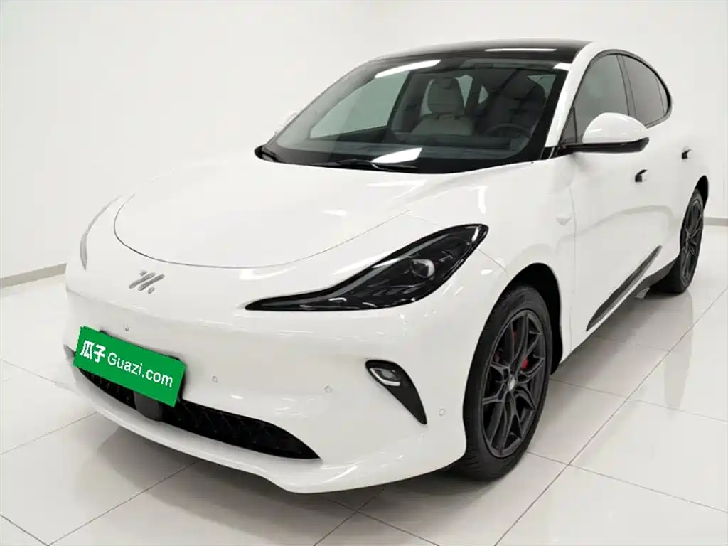 Zhiji LS6 2025 Smart Lizard Driving Edition купить на сайте DeffCars