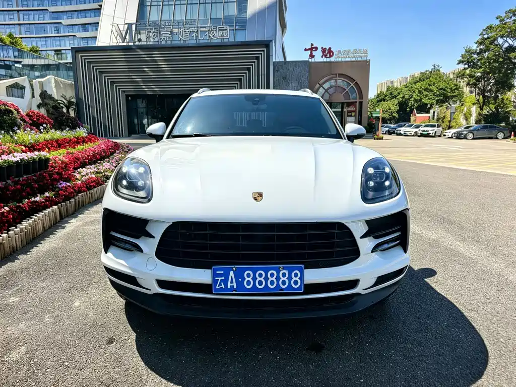 Macan 2018 Macan 2.0T купить на сайте DeffCars