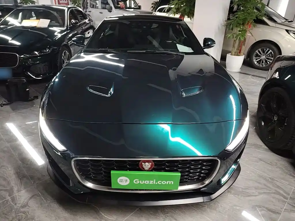 Jaguar F-TYPE 2021 P300 rear-wheel drive hardtop version купить на сайте DeffCars