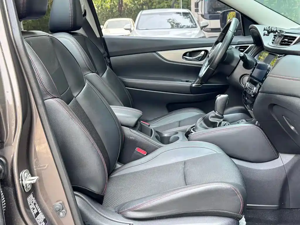 Qashqai 2019 2.0L CVT Deluxe Edition купить на сайте DeffCars