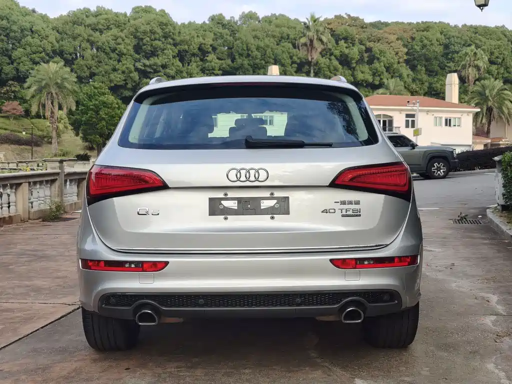 Audi Q5 2018 Collector's Edition 40 TFSI Enterprising купить на сайте DeffCars