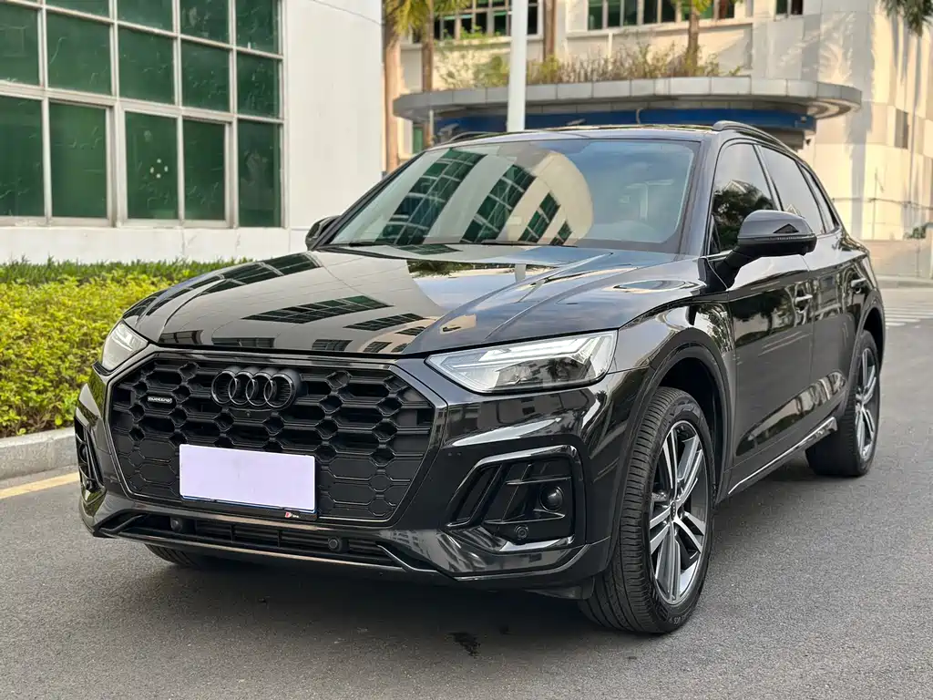 Audi Q5L 2022 40T RS Kit Burning Speed ​​Type купить на сайте DeffCars