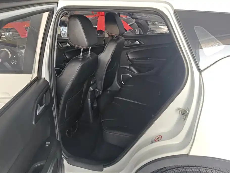 Zhonghua V3 2016 1.5L automatic comfort type купить на сайте DeffCars