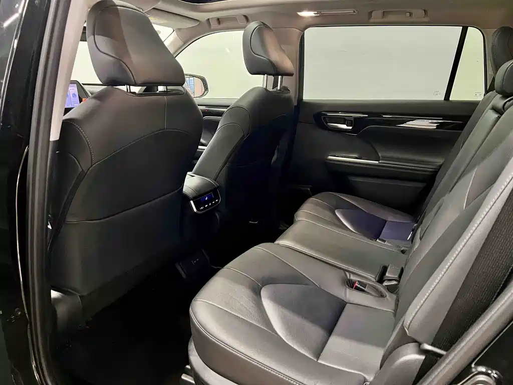 Highlander 2022 380T four-wheel drive premium version 7 seats купить на сайте DeffCars