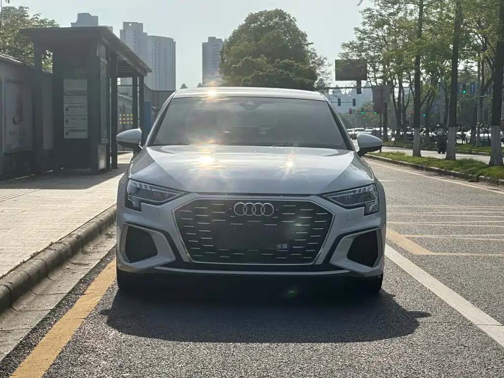 Audi A3 2023 facelift A3L Limousine 35 TFSI fashionable and sporty купить на сайте DeffCars